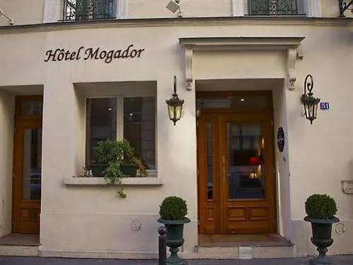 ***  Hotel Mogador Paříž Francie